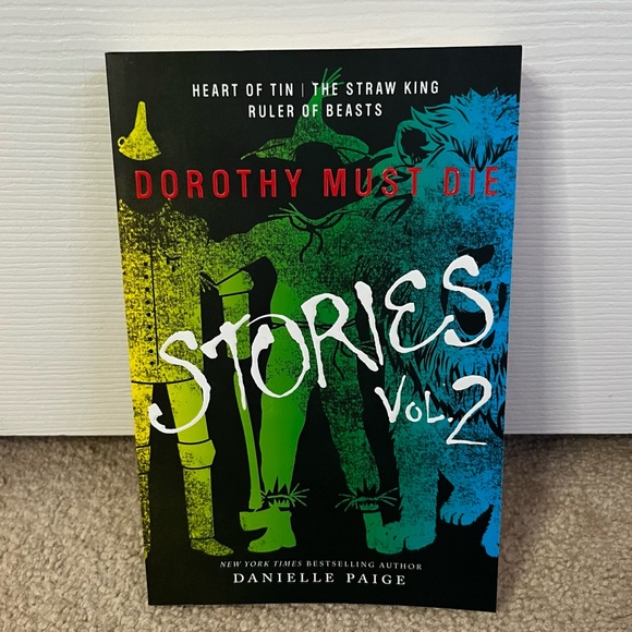 dorothy must die stories by danielle paige - book - Picture 1 of 2